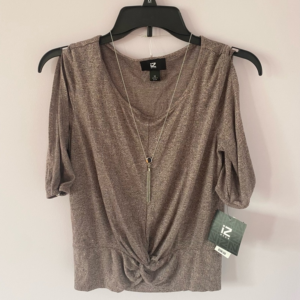 Juniors IZ Byer, 3/4 Sleeve, Twist band Front, Pullover Top with Silver Necklace